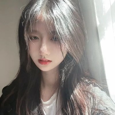 月亮中的亚马逊女人